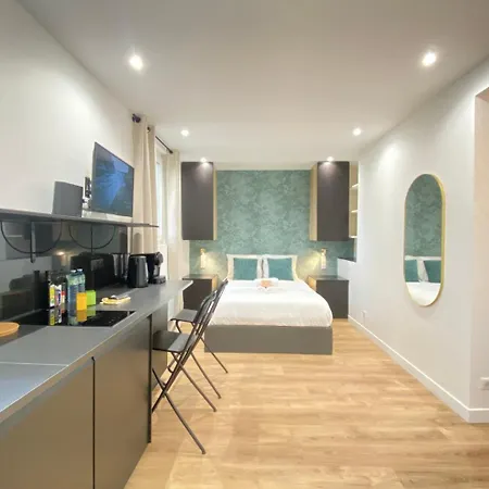 Guestready - Sleek Emerald Escape In The 13th Arr. Parigi